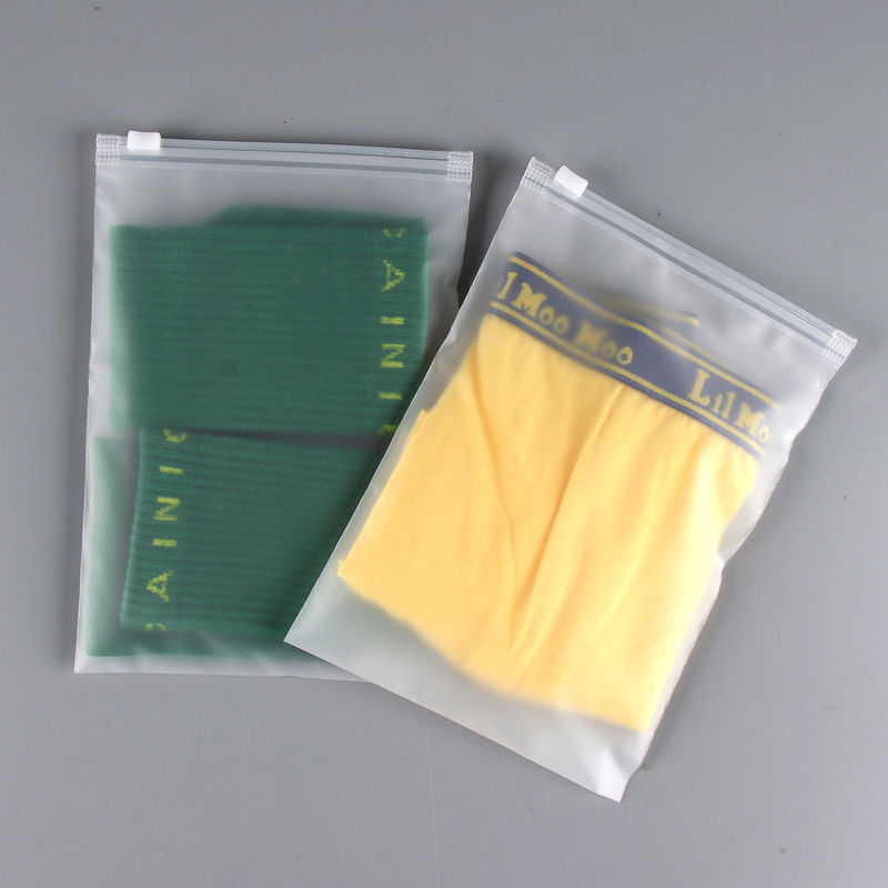 Laminated Custom Matte Resealable Transparent Plastic Ziploc Bags For Packing Clothes